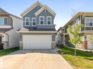 117 Paisley Gate SW, Edmonton, AB T6W 4E3