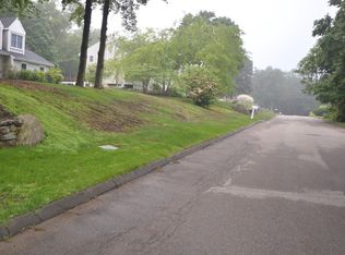 East Hill Road, cortlandt manor, NY 10567