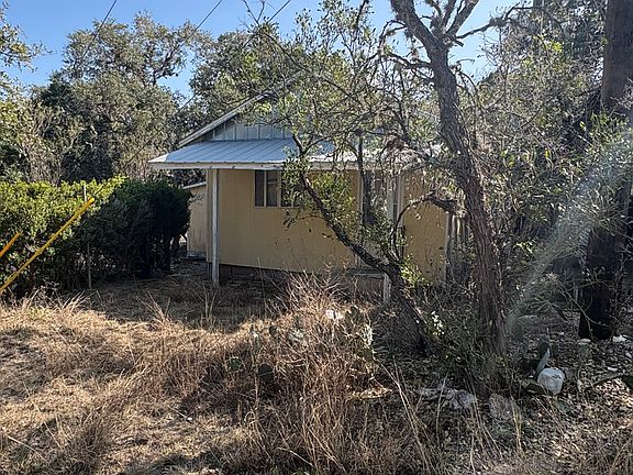 2nd image of 690 Georges