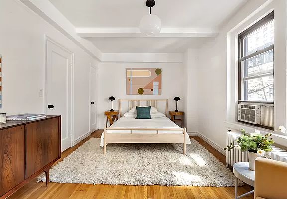 5th image of 235 W End Ave APT 3G