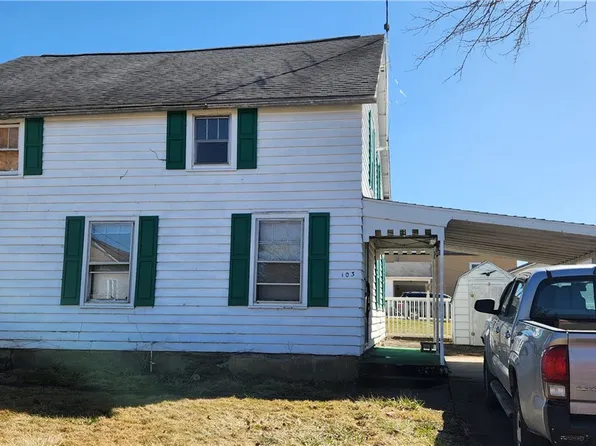 103 W Greene St, Carmichaels, PA 15320