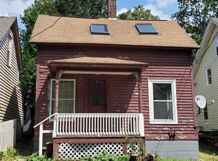 64 Mechanic St, Gilbertville, MA 01031