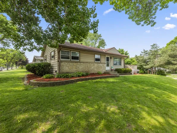 9605 West Dakota STREET, West Allis, WI 53227