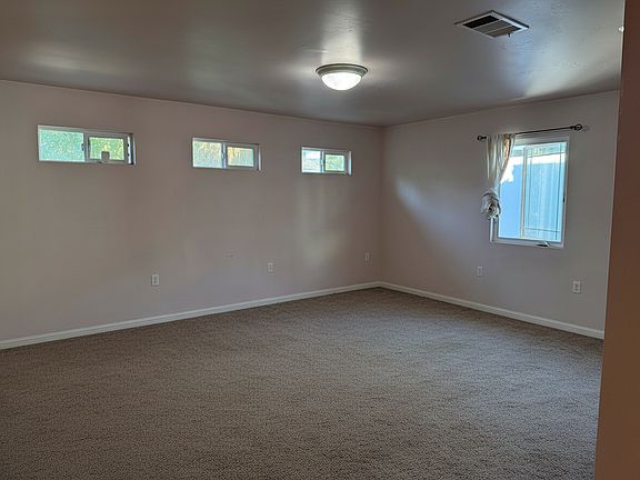 3rd image of 4411 4th Ave APT B