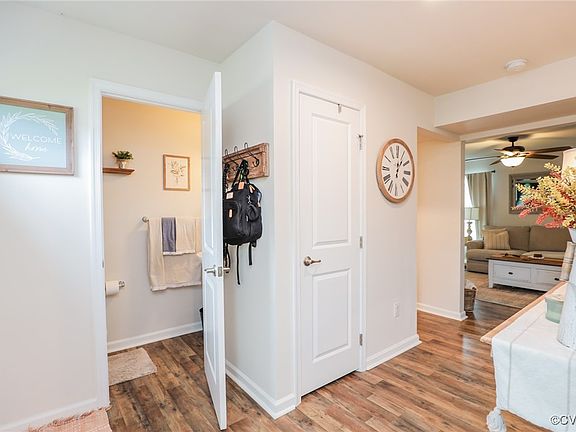 3rd image of 7810 Arbor Ponds Ct