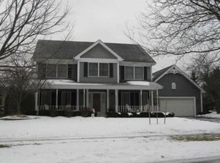 922 Pember Cir, West Dundee, IL 60118