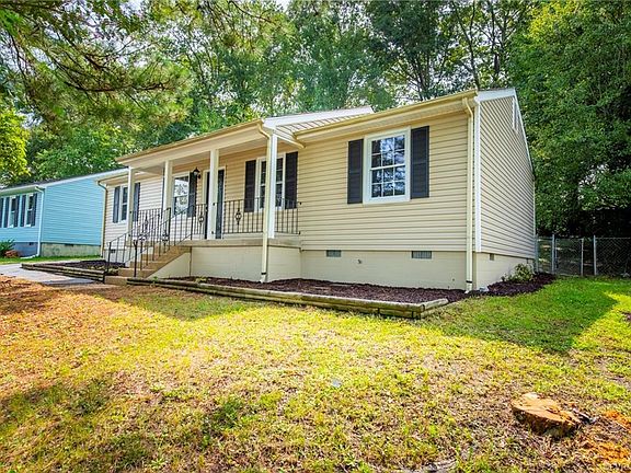 3rd image of 9048 Lost Forest Dr