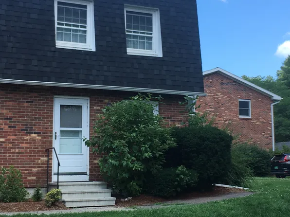 11G9 Sugartree Ln, Essex Junction, VT 05452