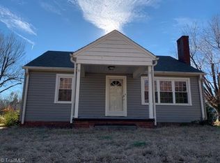 220 Oak Grove Church Rd, Mocksville, NC 27028