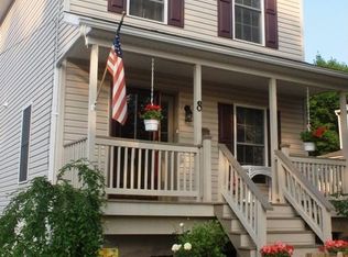 8 W 8th St, Pottstown, PA 19464