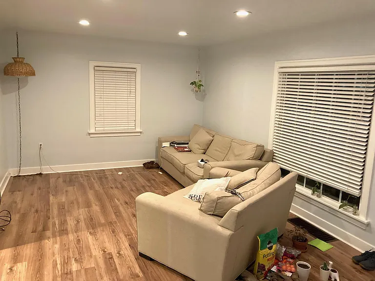 3917 N Hawthorne St — Photo 8