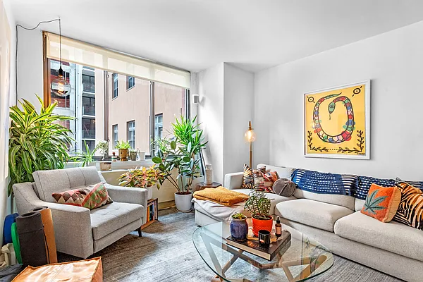 Sold by Level Group | media 14