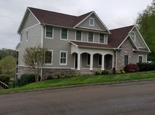 8621 Lake Village Cir, Knoxville, TN 37938