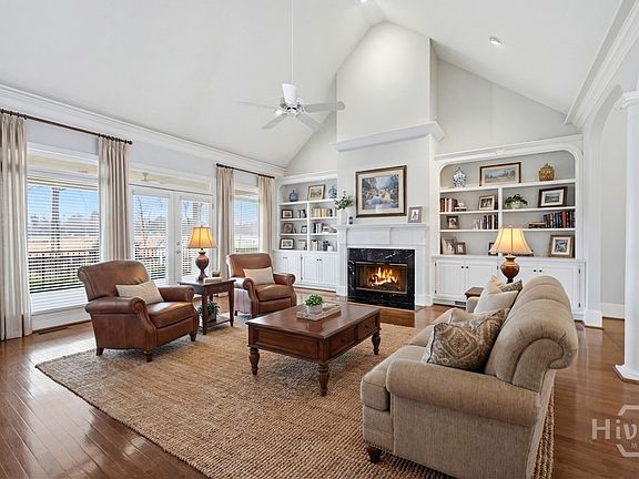 4th image of 1020 Saint Andrews Drive