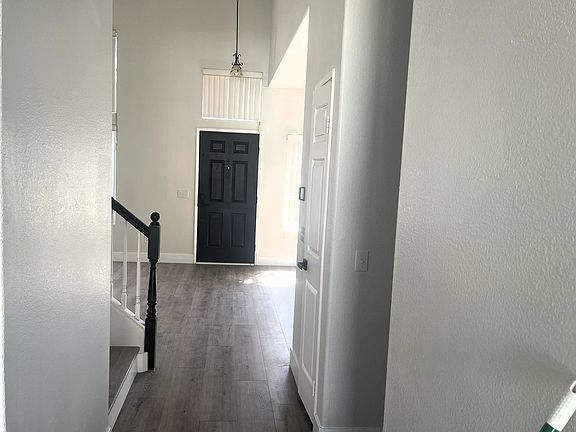 Entry Door / Hallway