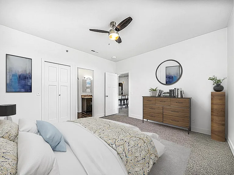 Dodson Pointe Apartment Homes — Photo 8