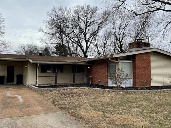 2200 Saint Catherine St, Florissant, MO 63033
