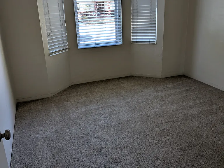 1430 N Myers St — Photo 22