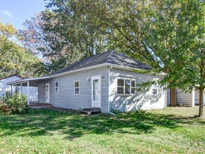 306 S Livergood St, Stonington, IL, 62567