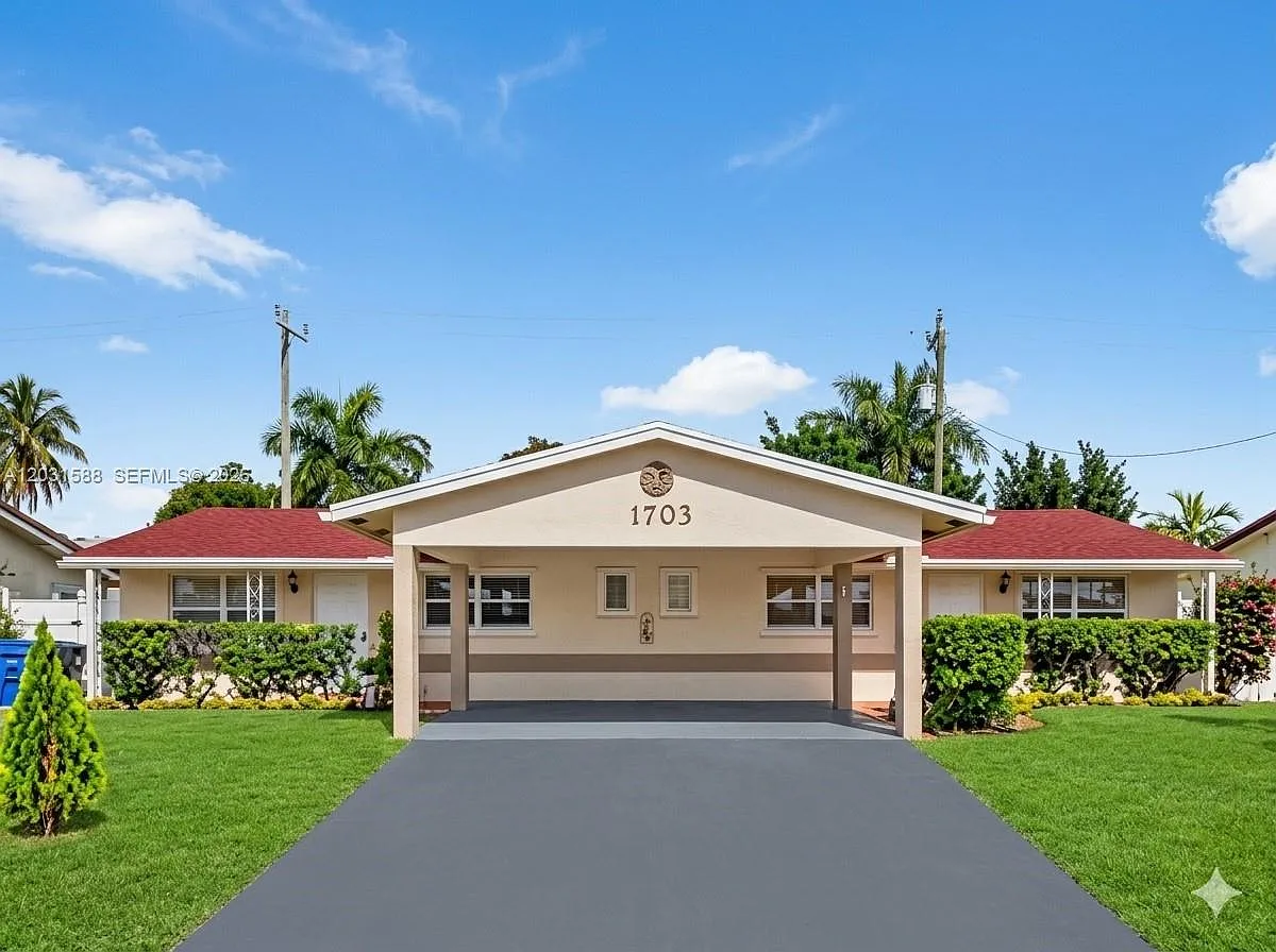 Coral Ridge Isles — Photo 1
