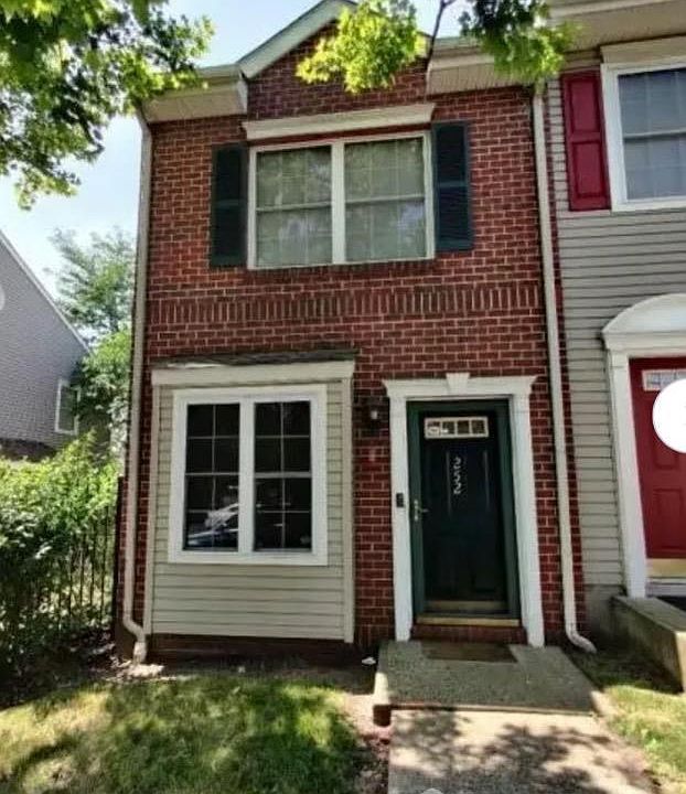 1st image of 252 W Kinney St #801