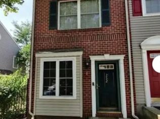 252 W Kinney St #801, Newark, NJ 07103