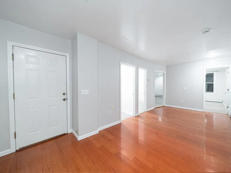 365 Claremont Ave — Photo 19