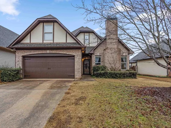 1287 Washington Dr, Moody, AL 35004