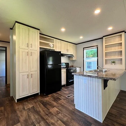 3 bed, 2.0 bath, $1,540 — Photo 3