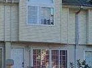 6 Ludwig Ln, Staten Island, NY 10303
