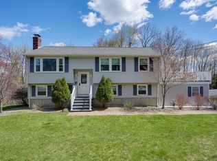 3 Elizabeth Ave, Burlington, MA 01803