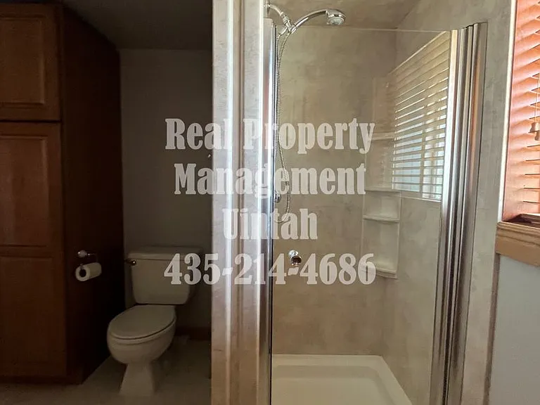 456 S 3130 W — Photo 14