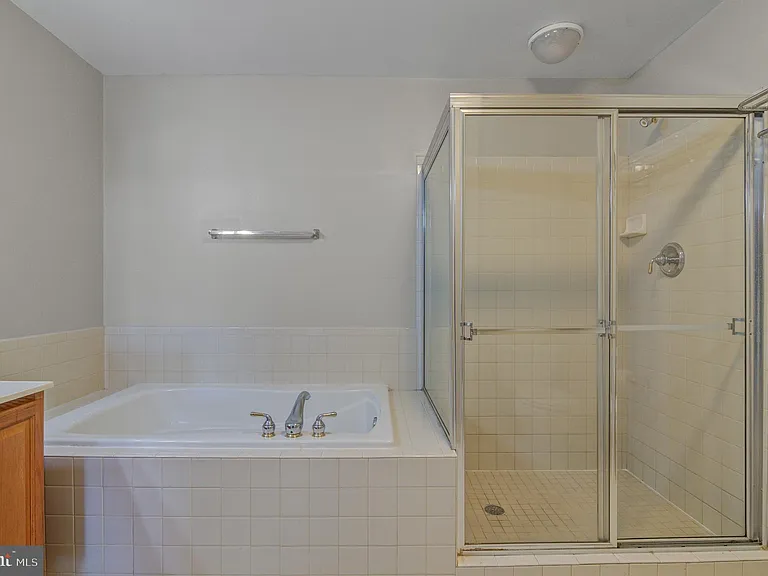 4619 Hummingbird Ln — Photo 27