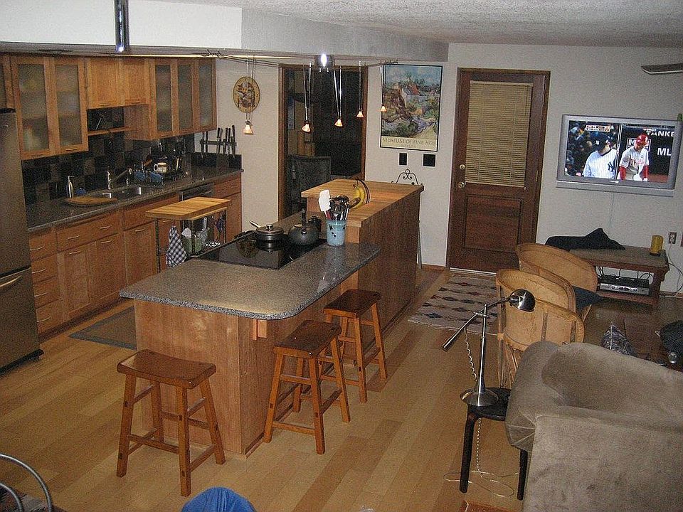 kitchen/family