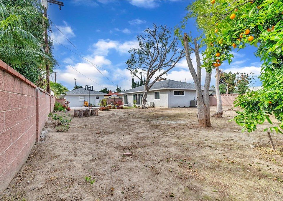 1st image of 1241 E Crestbrook Pl