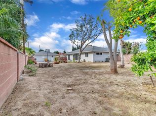 1241 E Crestbrook Pl, Anaheim, CA 92805