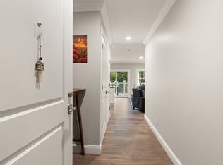 181 S Franklin St UNIT 102, Holbrook, MA 02343