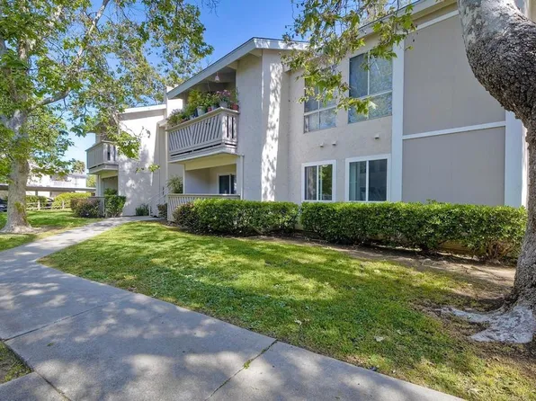 529 Sandalwood Pl Unit 7, Escondido, CA 92027