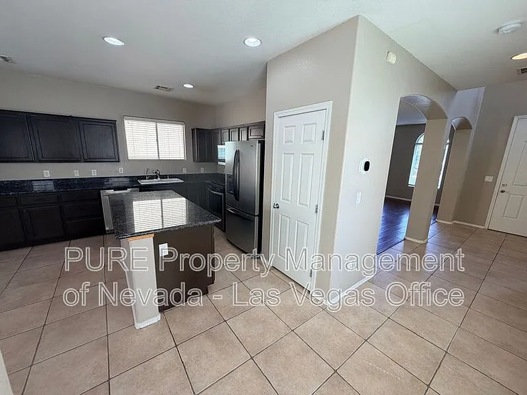 4320 Laguna Garden Ave — Photo 14