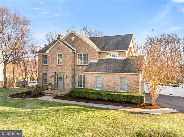 211 Rod Cir, Middletown, MD 21769