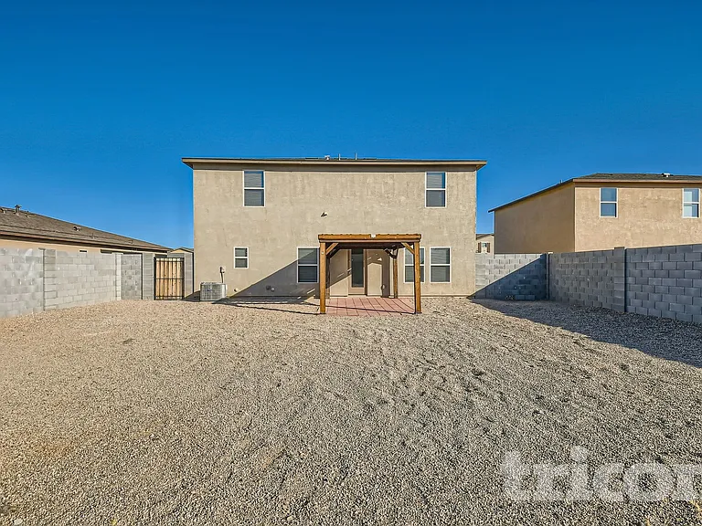 227 W Watson Ct — Photo 22