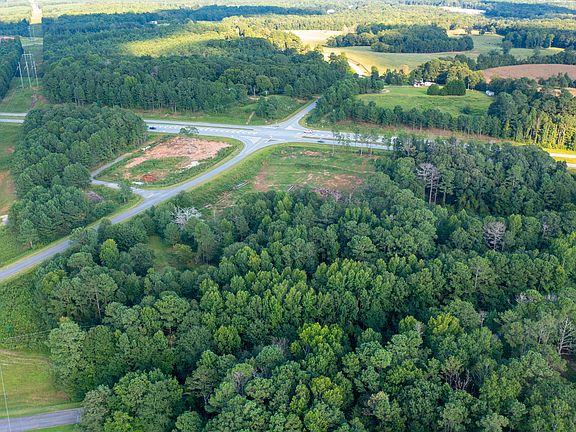 2nd image of 67 Glenloch Rd