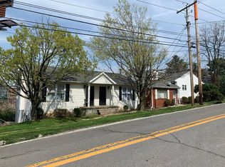 943 & 945 Chestnut Ridge Rd, Morgantown, WV 26505