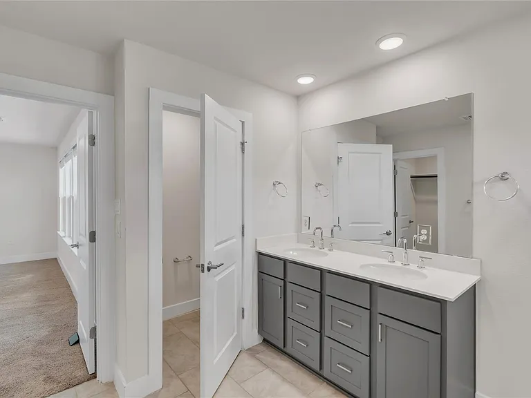 15607 Ellinger Dr — Photo 20