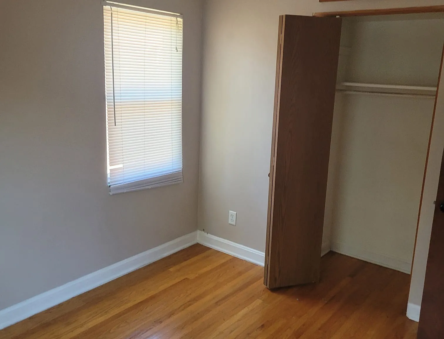 2 bed, 850 sqft, $1,075 — Photo 4