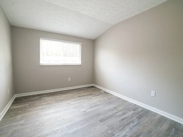 7752 Montgomery Rd #65 — Photo 22