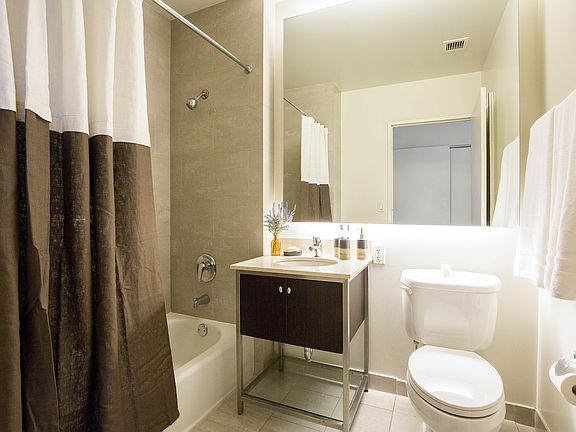 3rd image of 90 West St APT 22M