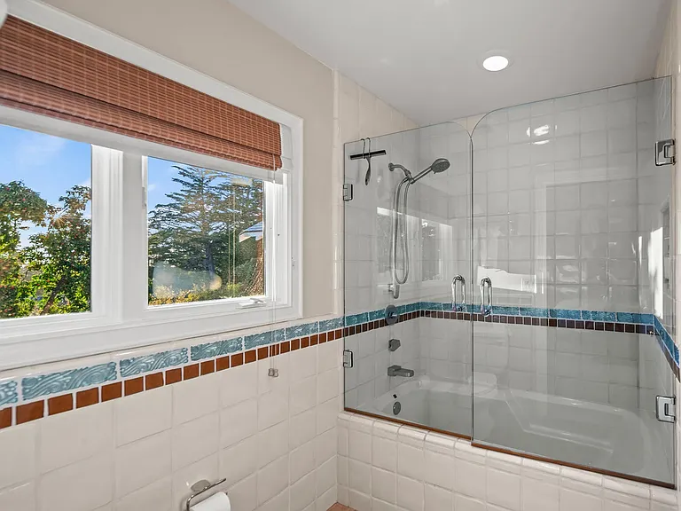 3892 Ronda Rd — Photo 16