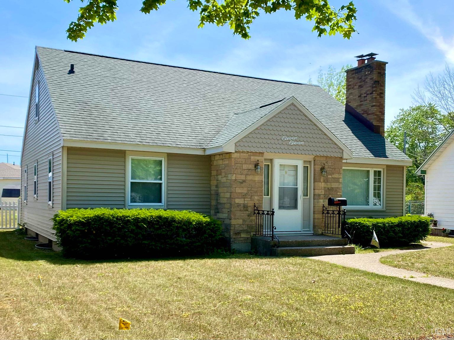 1111 11th Ave S, Escanaba, MI 49829 Zillow