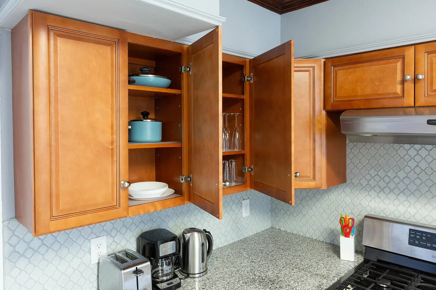 4 bed, 1000 sqft, $900 — Photo 2